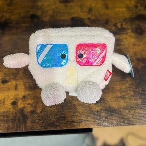 MOVIE BUMZ EXCLUSIVE EXTRAS BUM BUMZ GIGI - NEW WITH TAG - 7.5 INCH PLUSH